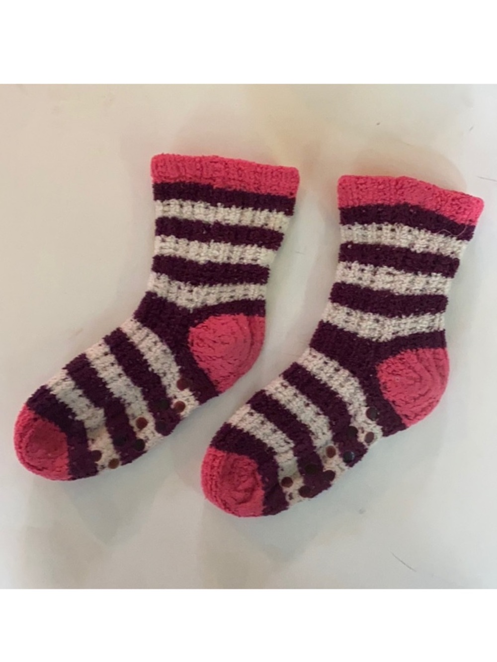 PINK WHITE PURPLE FUZZY NON SLIP SOCKS